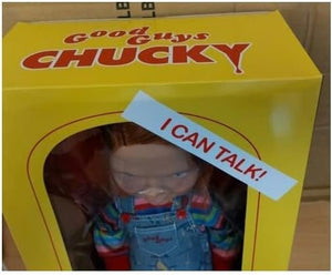 Chucky Ray Mezco Designers Series Mega Scale - Child's Play: Talking Good Guys